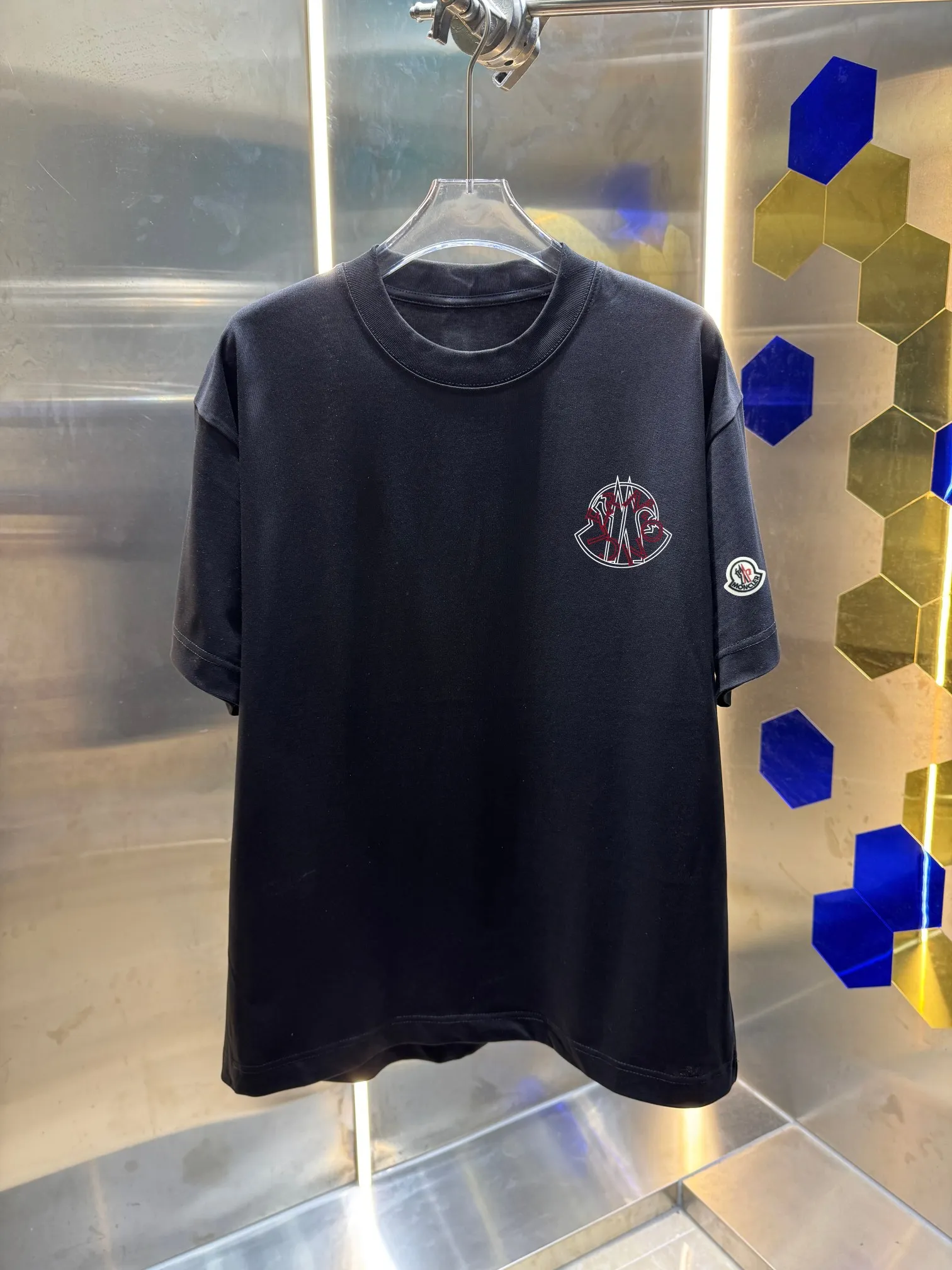 MONCLE * 280 T Classic LOGO 2026ss Quality Versatile Quality Same Style : Black White Green Purple Size：S M L XL XXL